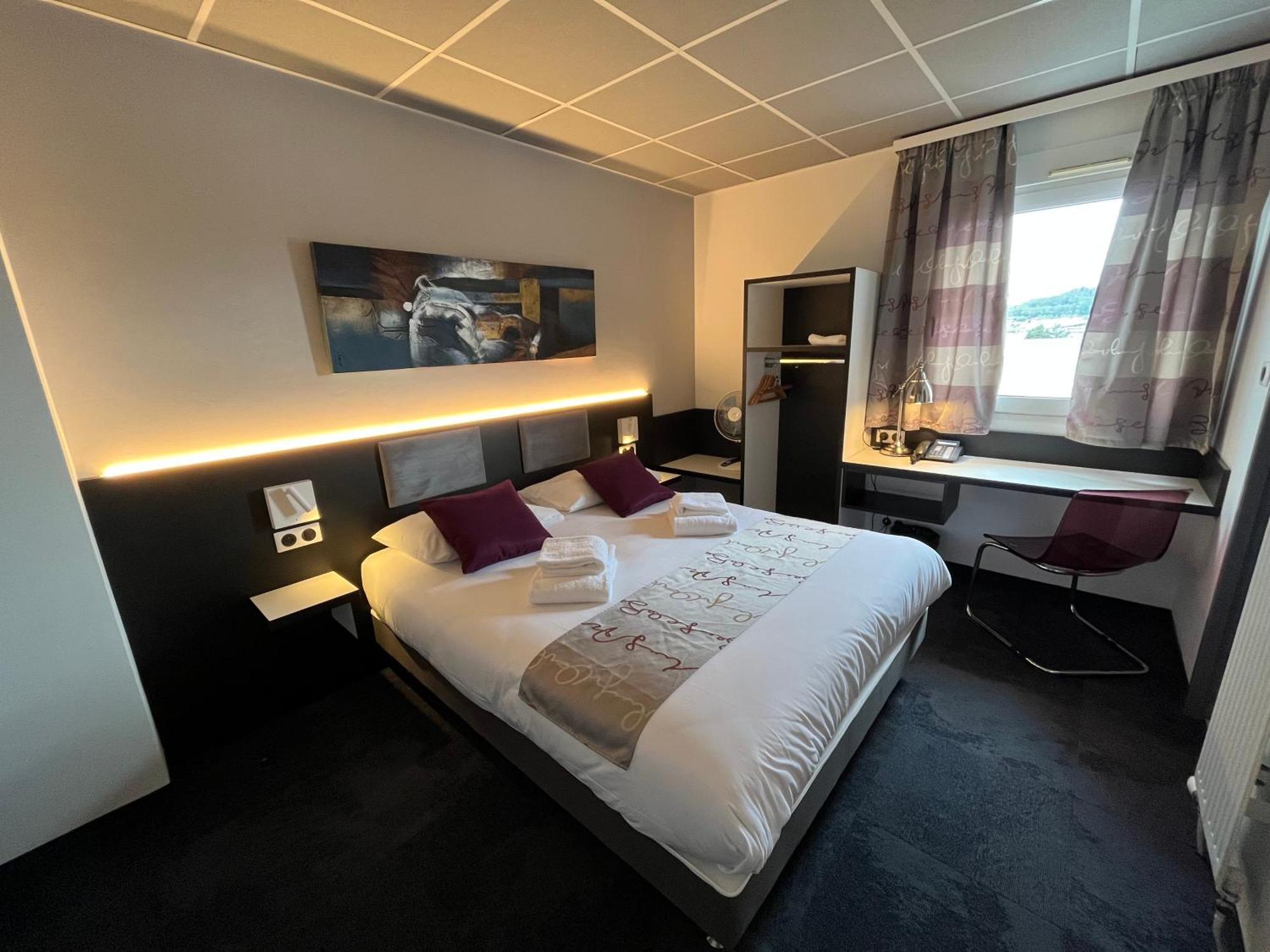Brit Hotel Le เวอซูล ภายนอก รูปภาพ