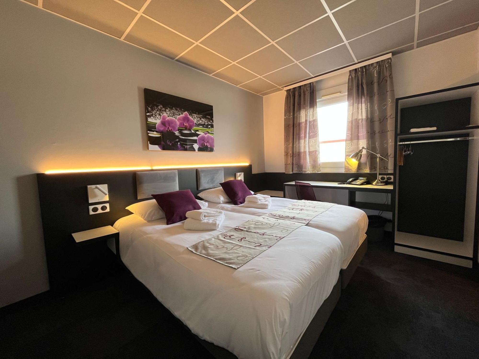 Brit Hotel Le เวอซูล ภายนอก รูปภาพ